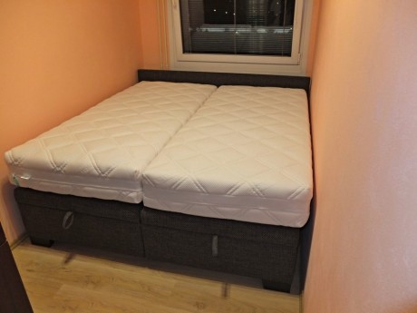 Výklopná postel-s matracema